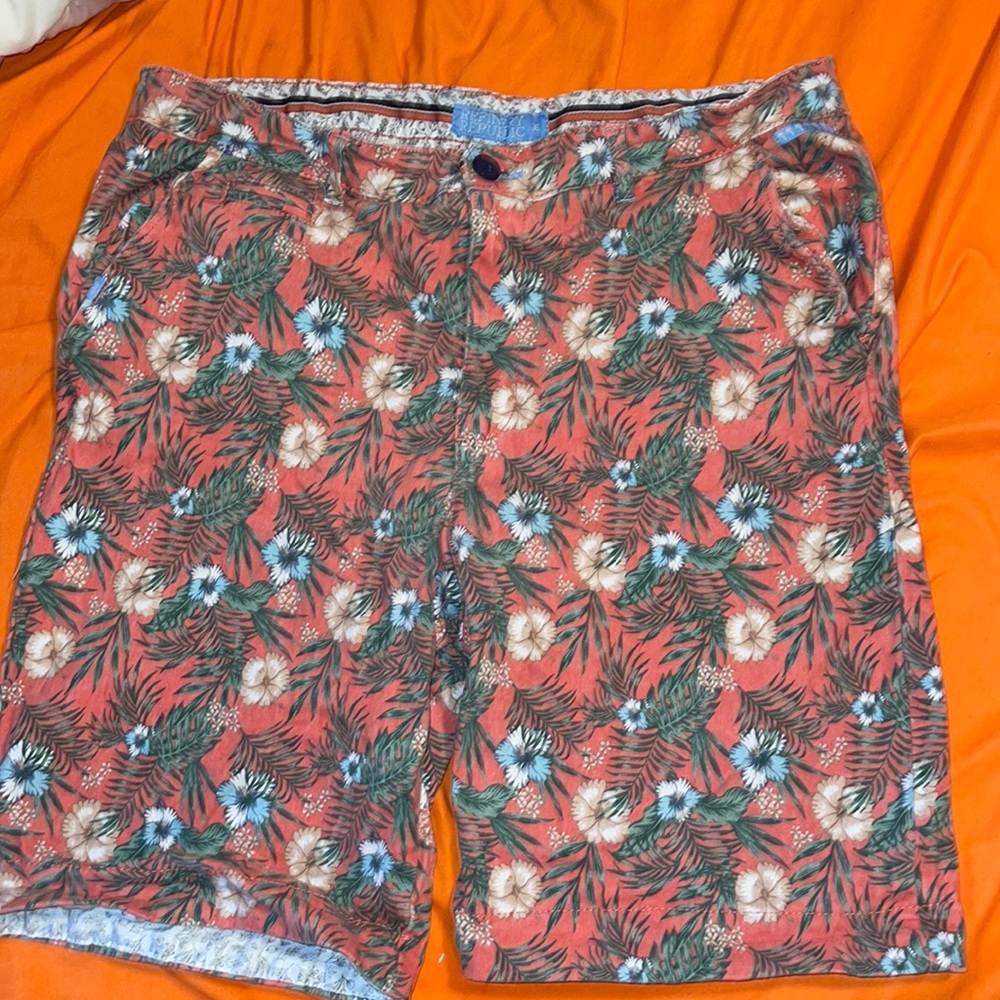 Refinery republic mens shorts size 36